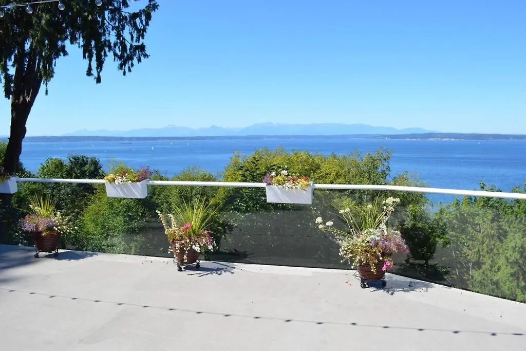1-Bedroom Seaview Guesthouse On Seattle Luxury Estate With Views Of Olympic Mountains Apartment